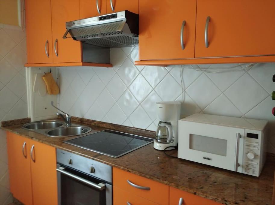 Casita Con Terreno A 10 Minutos Del Centro De Vigo Moaña Exterior foto